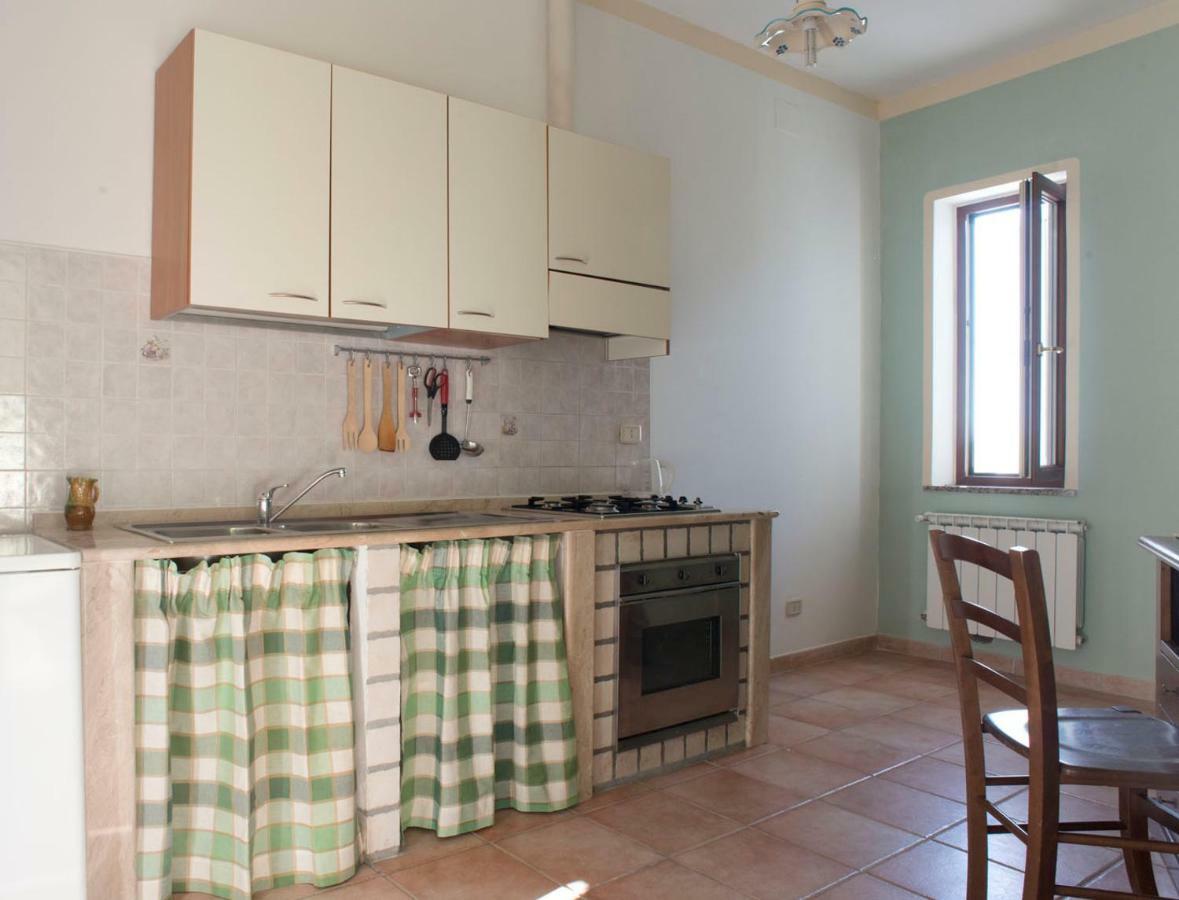 Апартаменты Agriturismo Colle Al Sole Кастильоне-дель-Лаго Экстерьер фото